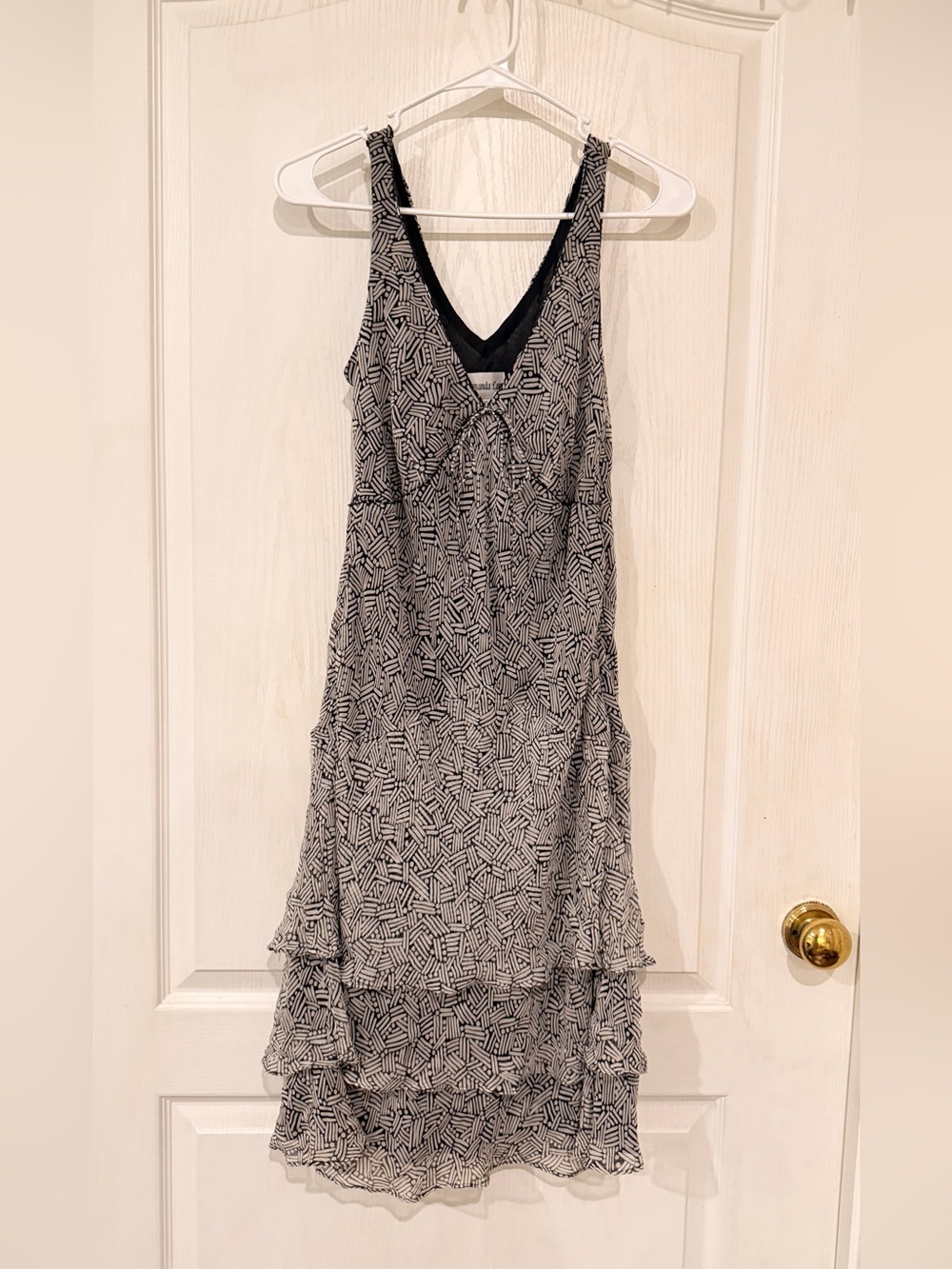 Vintage Y2K Amanda Lane Black and White Geometric Tiered Midi Dress in 100% Silk